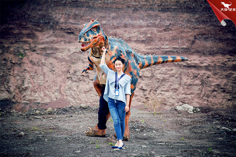 �������Ƥ�������������������������������������·�������������������������������������ݳ���